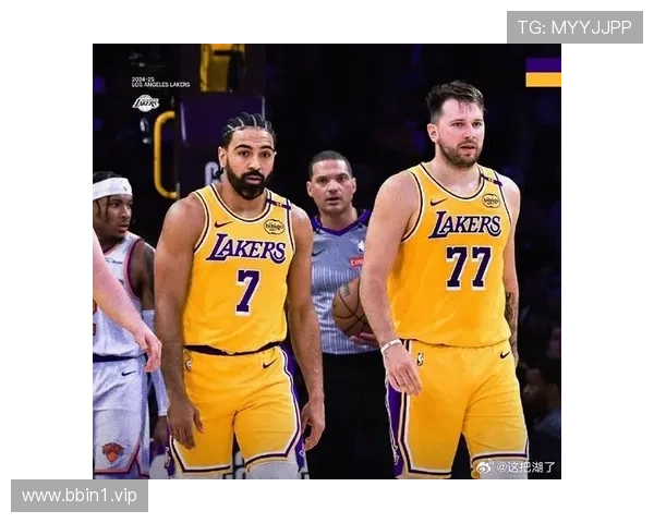 湖人惊险击退火箭史密斯文森特爆发三主力联手压制锋线群火力强势